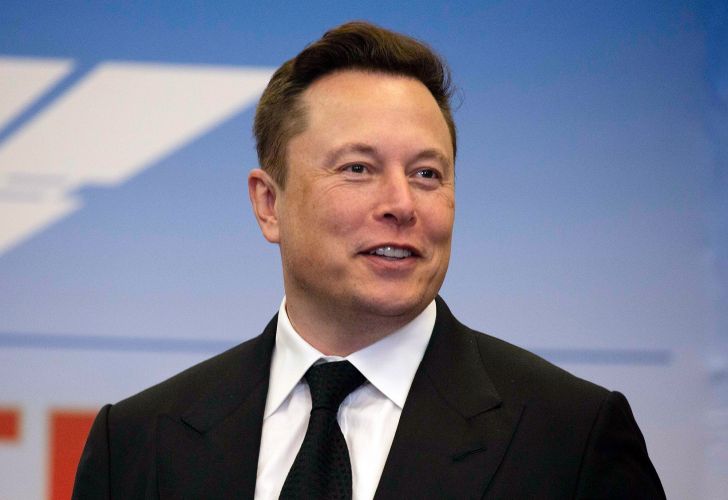 Elon Musk se convierte en la persona más millonaria del mundo Arabela