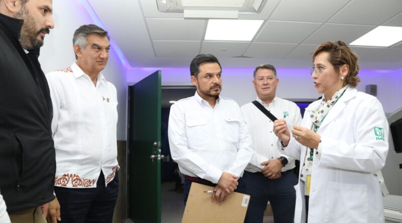 Supervisan Zoé Robledo y Américo Villarreal avances en rehabilitación del Hospital del IMSS en Madero