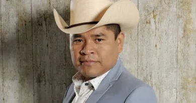 ‘Qué rica está la manzana’: Erasmo Catarino ya es senador de la República Mexicana