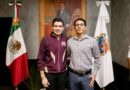 El alcalde Beto Granados recibe a atletas en la sala Benito Juárez