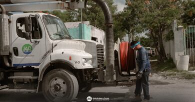 Gobierno de Matamoros realiza limpieza y desazolve en la colonia Popular