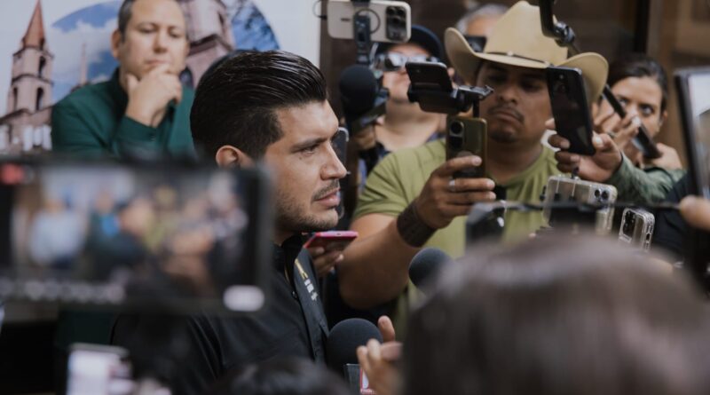 Beto Granados llama a denunciar extorsiones y refuerza operativo de seguridad en Matamoro