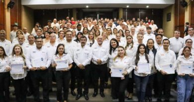 Forma UAT a estudiantes con más competencias para el mercado laboral