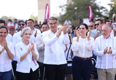 Américo y María de Villarreal reconocen la historia y el trabajo de las despicadoras de Tamaulipas