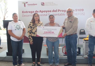 Entrega gobierno estatal apoyos para fortalecer el sector forestal en Tamaulipa
