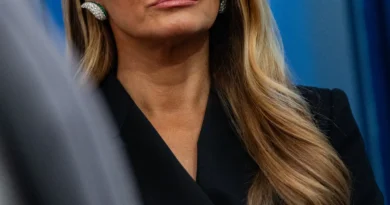 El presidente y la primera dama de EE. UU. exigen a la ABC que despida a Jimmy Kimmel por su chiste