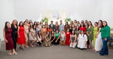 Festejan a maestros de Familia UAT