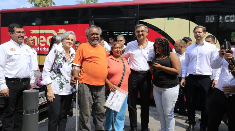 Reconoce el gobernador Américo Villarreal estándares de excelencia de la UAT