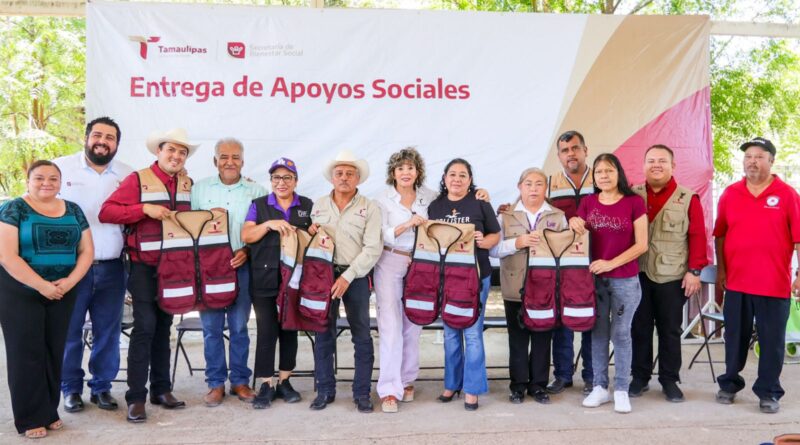 Entrega SEBIEN apoyos sociales en Güémez