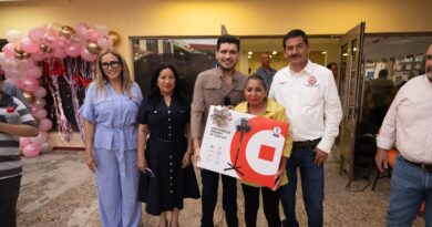 Celebra Beto Granados con las madres de la zona rural de Matamoros