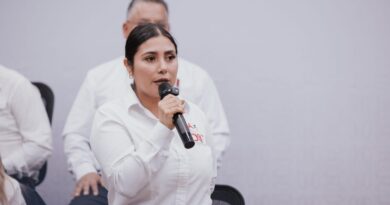La salud de la mujer es una prioridad para el alcalde Beto Granados