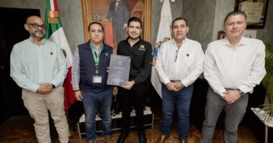 Alcalde Beto Granados firma contrato de donación para construir el primer CECI en Matamoros