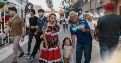 Gobierno de Beto Granados fortalece la cultura y la economía local con la Callejoneada de la Calle 9