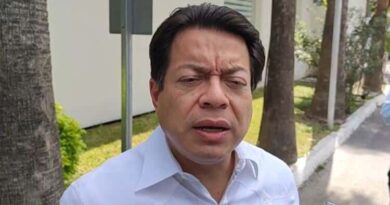 Padres de Familia exigen la renuncia de Mario Delgado: «La educación no es un premio político»