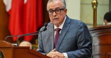 RUBEN MOYA AUN CON FUERO TRAS PEDIR LICENCIA