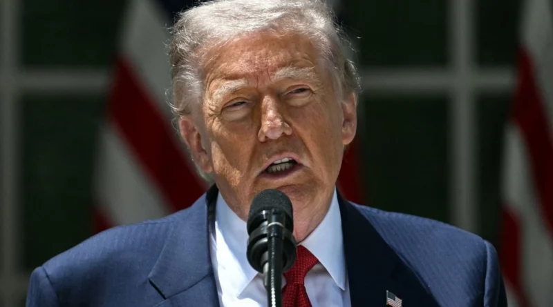 Acuerdo con Iran incluye reapertura de estrecho de Ormuz, Trump