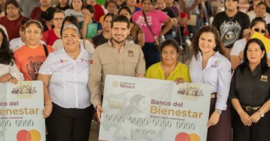 Beto Granados destaca el compromiso de la Presidenta Claudia Sheinbaum con la educación durante entrega de tarjetas de la Beca «Rita Cetina»