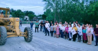 Alcaldesa Verónica Aguirre pone en marcha la segunda etapa de pavimentación de la calle Simón Bolívar