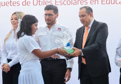 Da secretario de Finanzas banderazo inicial al ciclo escolar 2026-2027 en Matamoros