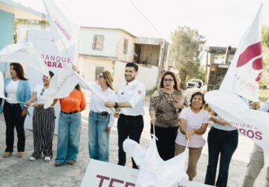 Beto Granados da banderazo de arranque a la pavimentación  en la colonia Carlos Salinas de Gortari