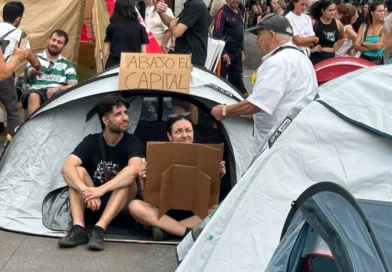 Acampada frente a la Puerta del Sol de Madrid por la crisis de vivienda: «Hay decreto o no nos vamos”