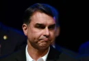 Cancelan pasaportes de Flávio Bolsonaro; tribunal ordena investigar si su campaña fue financiada en el extranjero
