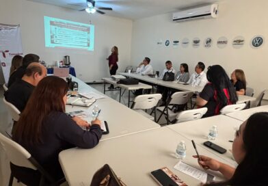 Ofrece STPS orientación laboral sobre riesgos psicosociales y Ley Silla en Reynosa