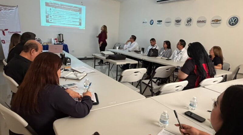 Ofrece STPS orientación laboral sobre riesgos psicosociales y Ley Silla en Reynosa